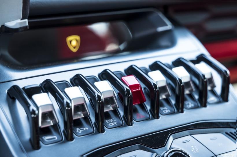 Lamborghini Huracan