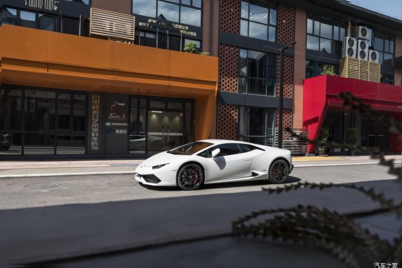 Lamborghini Huracan
