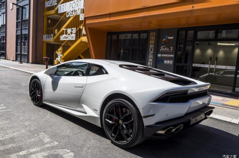 Lamborghini Huracan