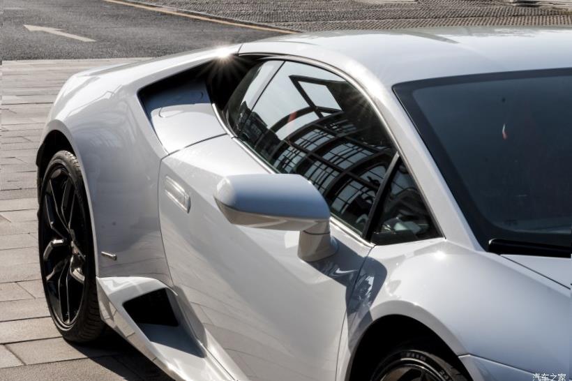 Lamborghini Huracan