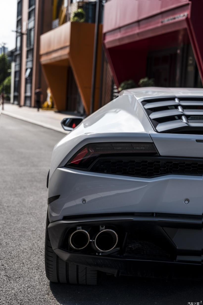 Lamborghini Huracan