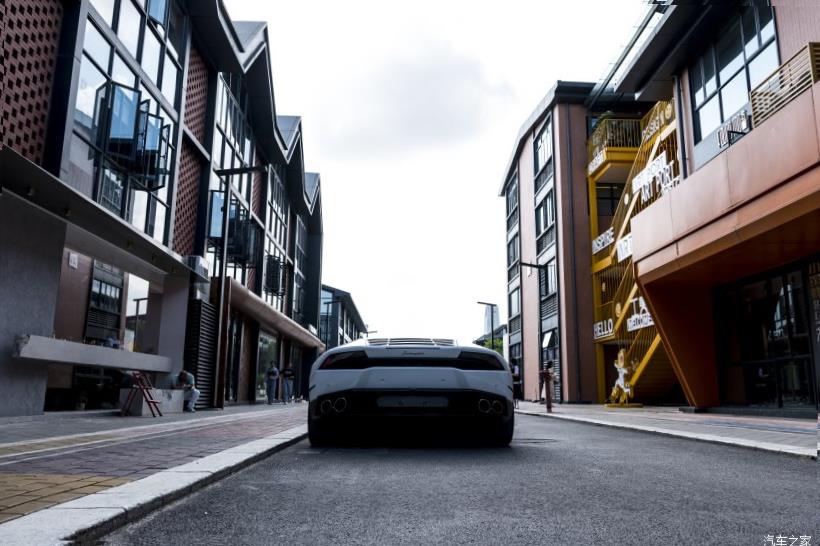 Lamborghini Huracan