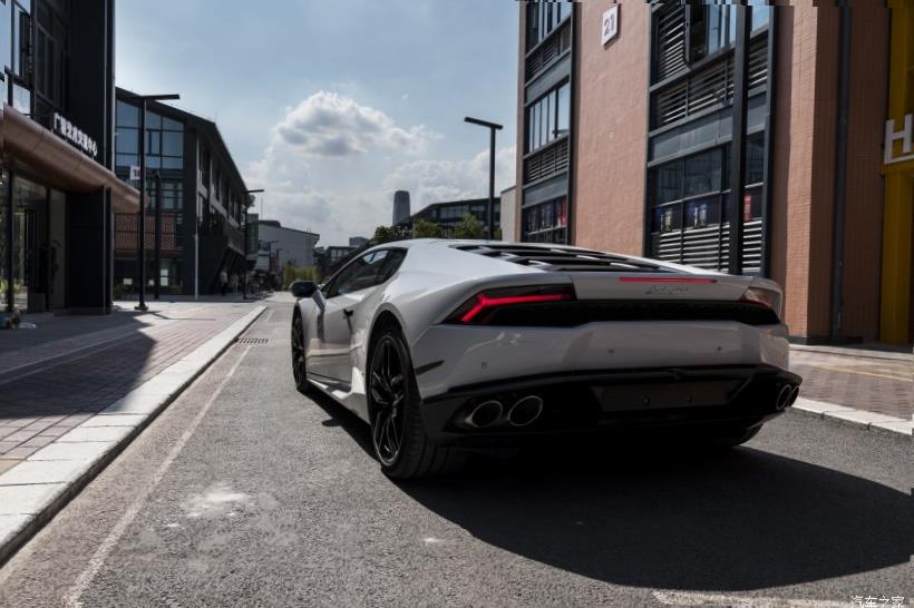 Lamborghini Huracan