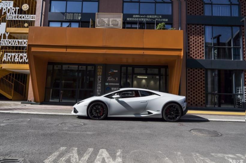 Lamborghini Huracan