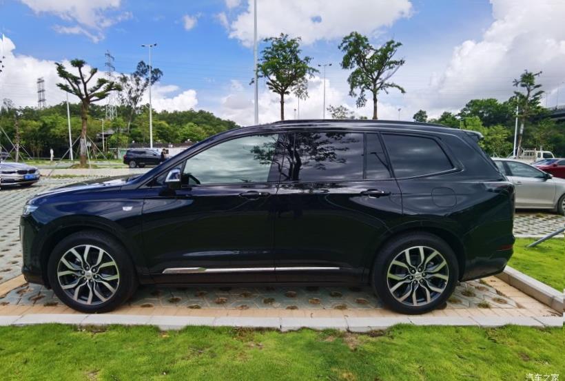 Cadillac XT6 (C1TL)