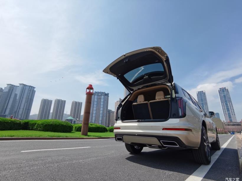 Cadillac XT6 (C1TL)
