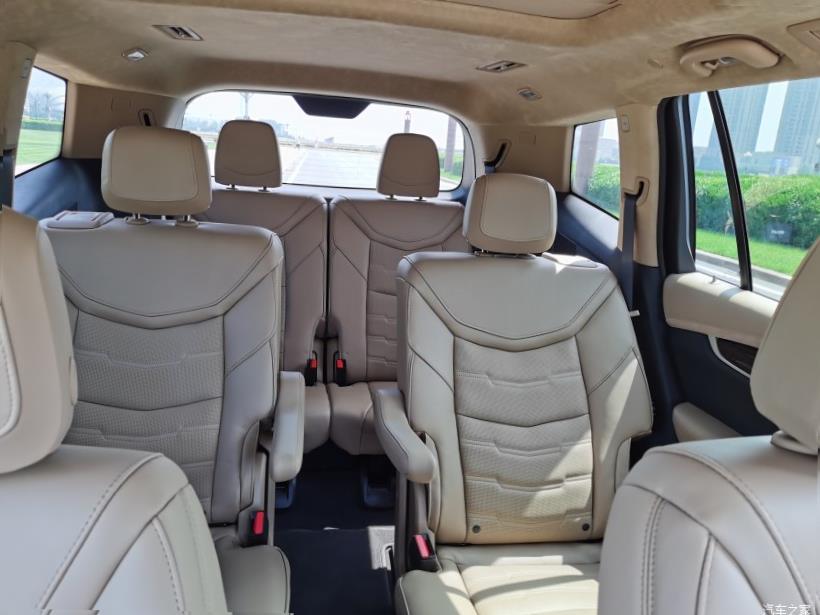 Cadillac XT6 (C1TL)