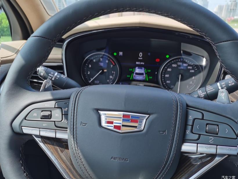 Cadillac XT6 (C1TL)
