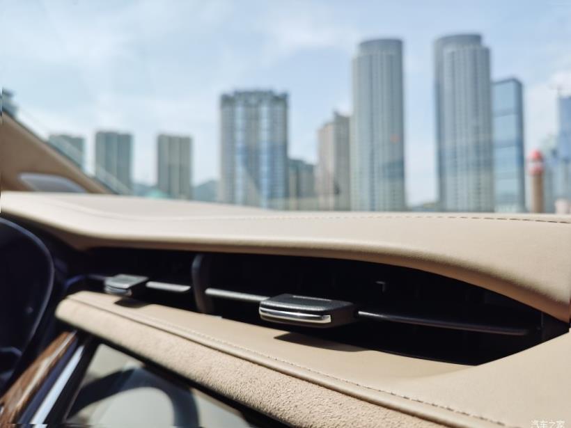 Cadillac XT6 (C1TL)