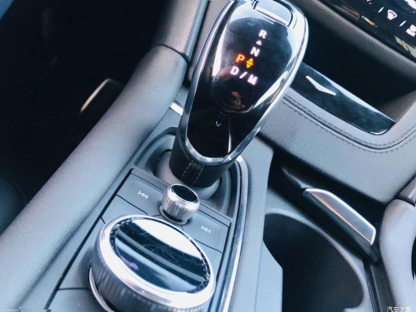 Cadillac XT6 (C1TL)