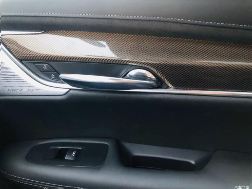 Cadillac XT6 (C1TL)