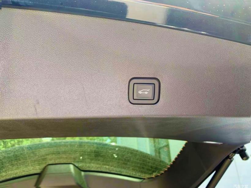 Cadillac XT6 (C1TL)