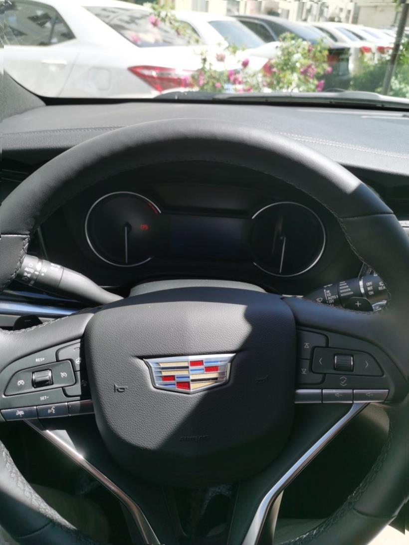 Cadillac XT6 (C1TL)