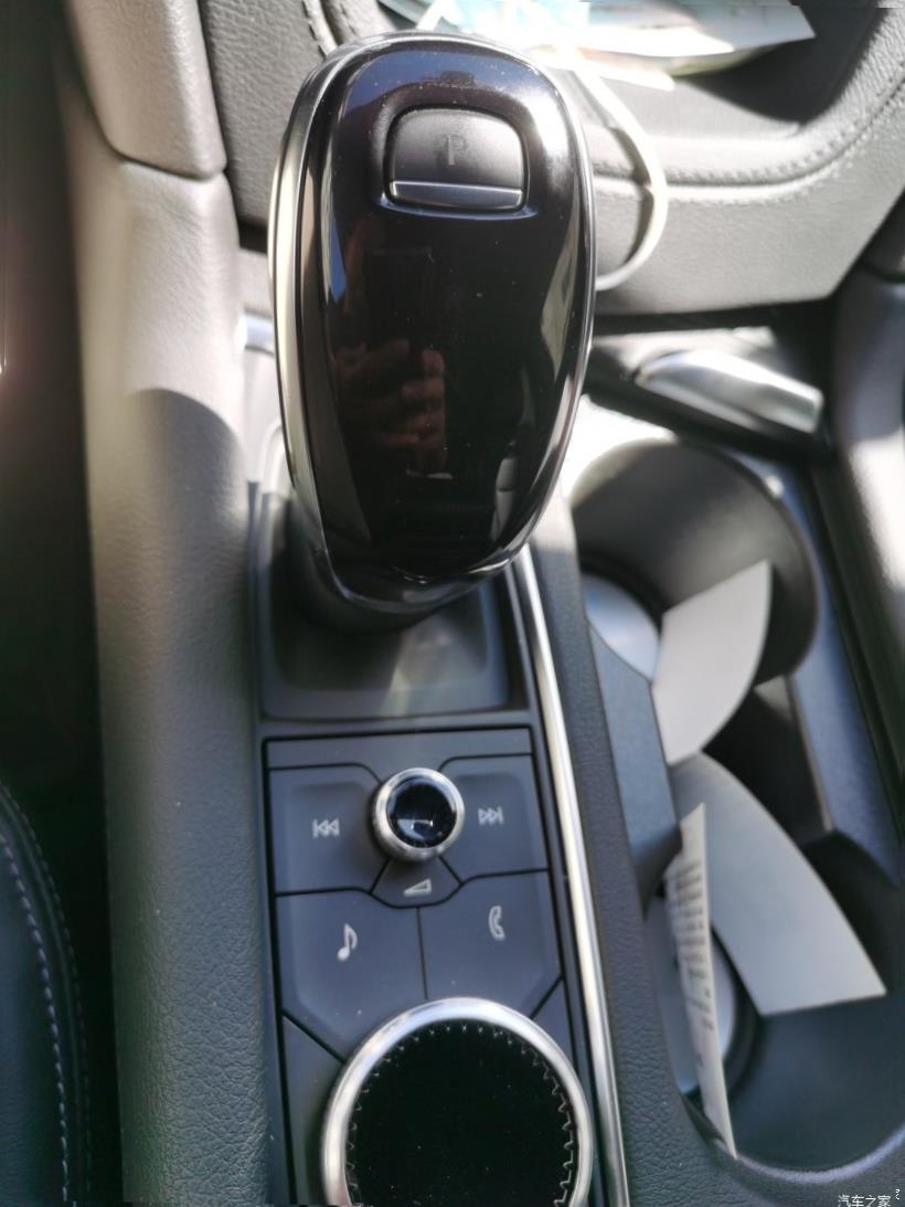 Cadillac XT6 (C1TL)