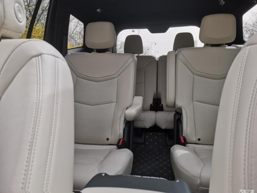 Cadillac XT6 (C1TL)