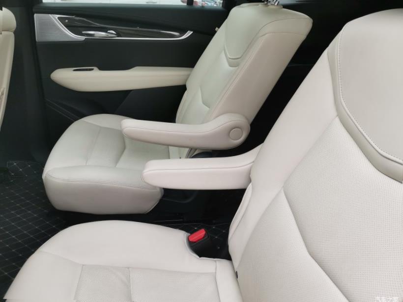Cadillac XT6 (C1TL)