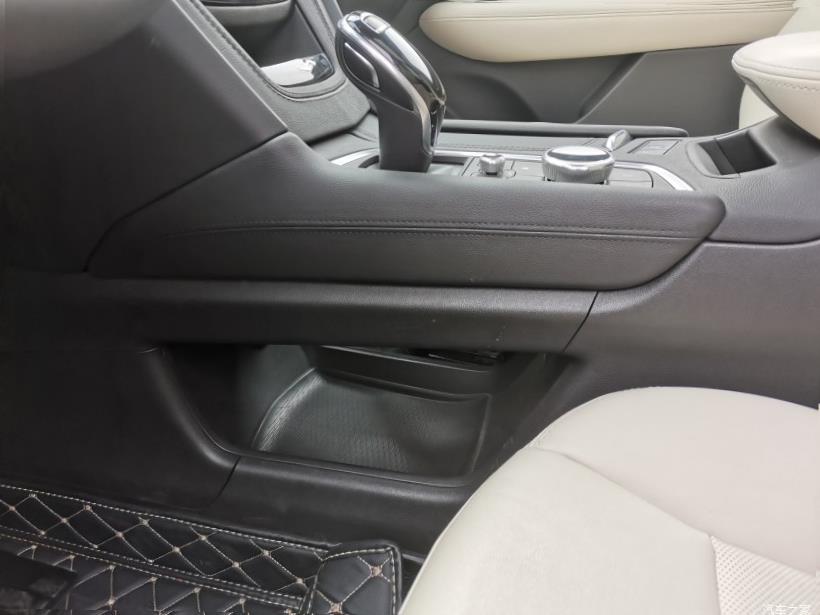 Cadillac XT6 (C1TL)