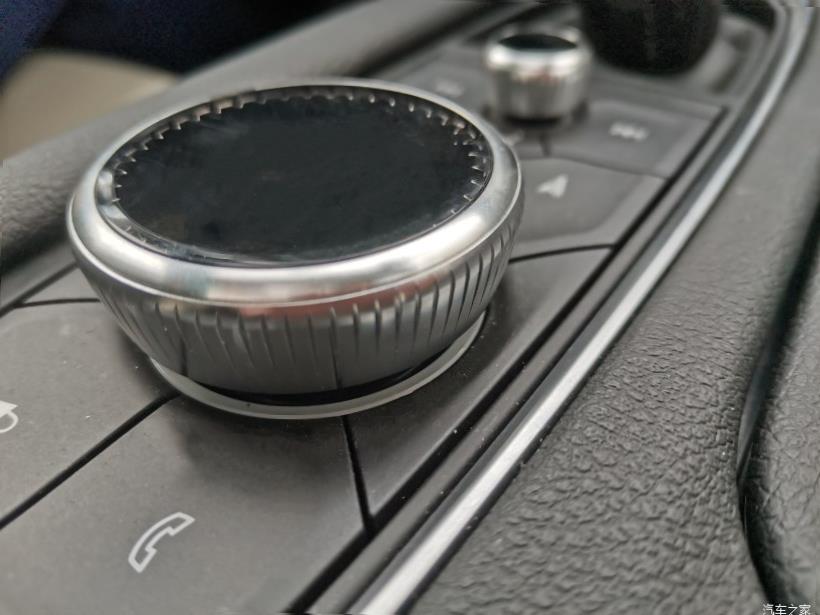 Cadillac XT6 (C1TL)