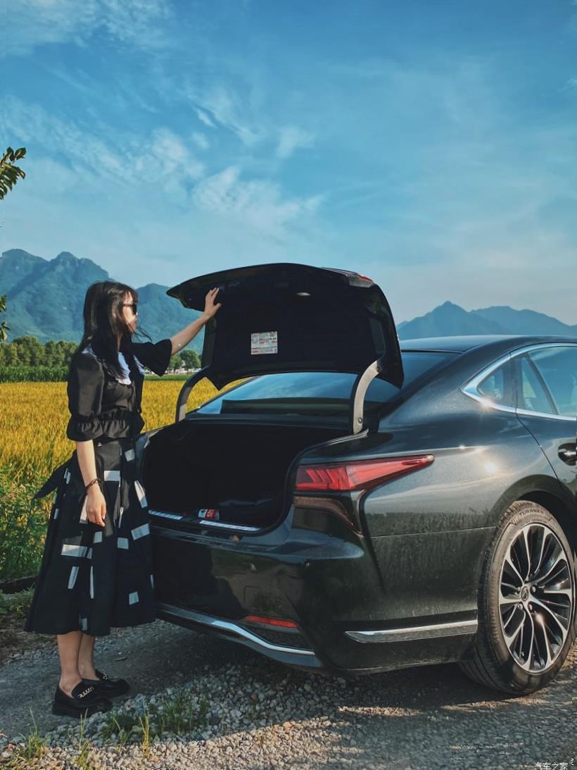 Lexus LS350 (XF50)