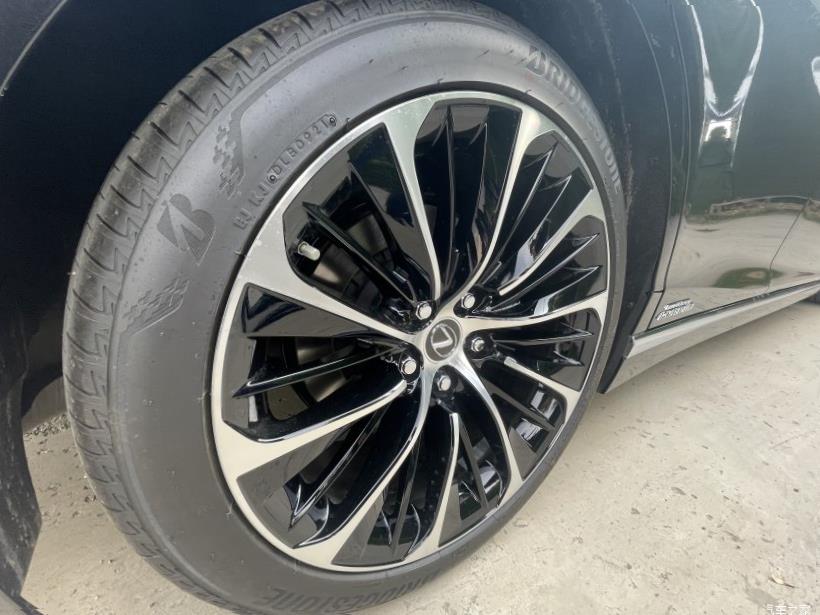 Lexus LS350 (XF50)