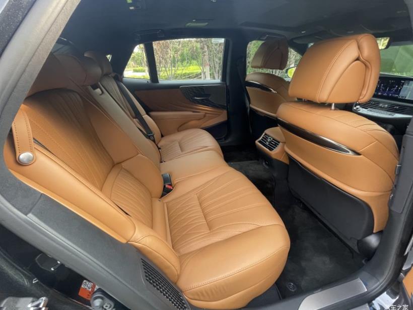 Lexus LS350 (XF50)