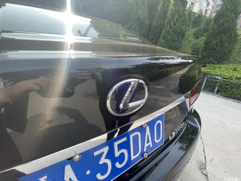Lexus LS350 (XF50)