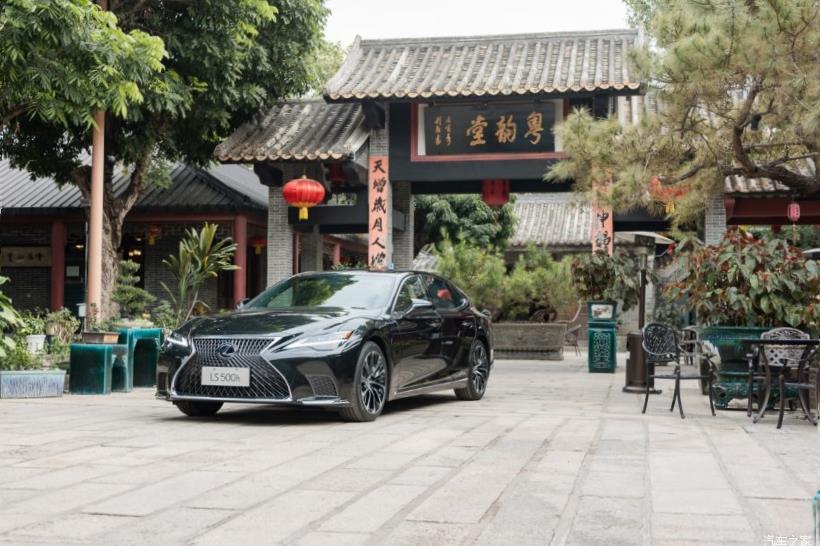 Lexus LS350 (XF50)