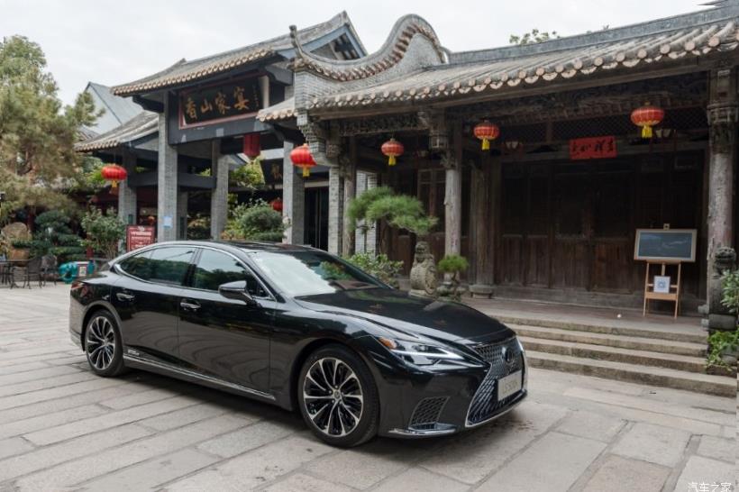 Lexus LS350 (XF50)