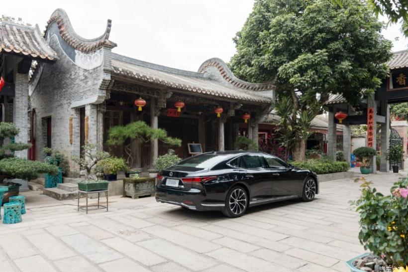 Lexus LS350 (XF50)