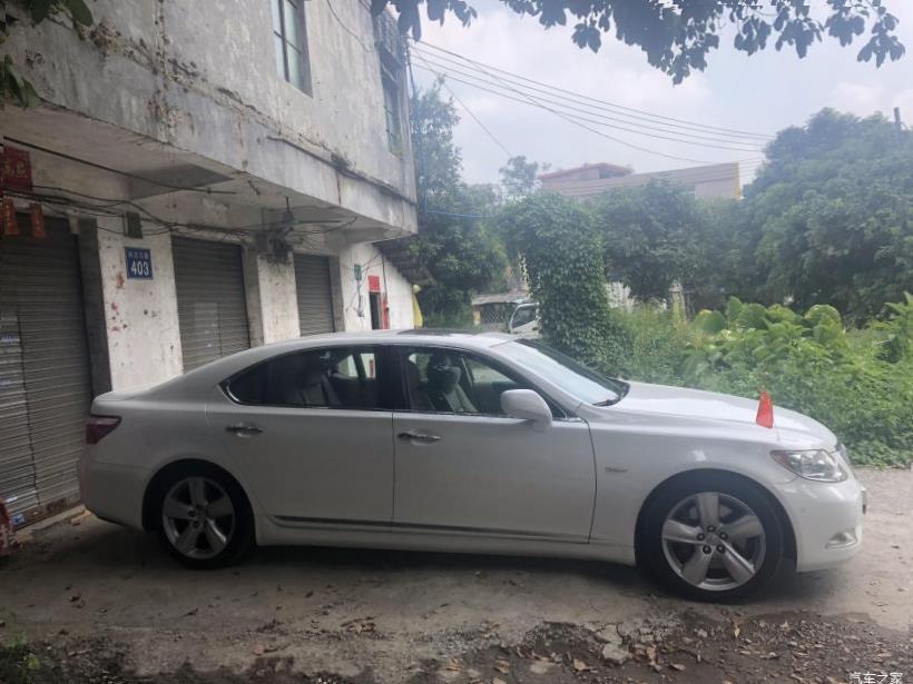Lexus LS350 (XF50)