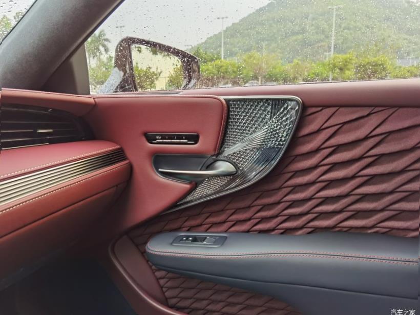 Lexus LS350 (XF50)