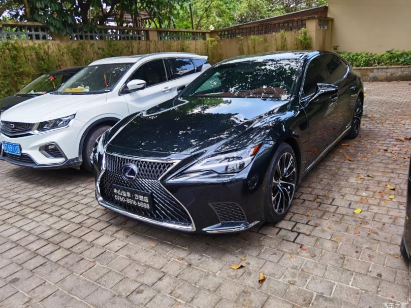 Lexus LS350 (XF50)