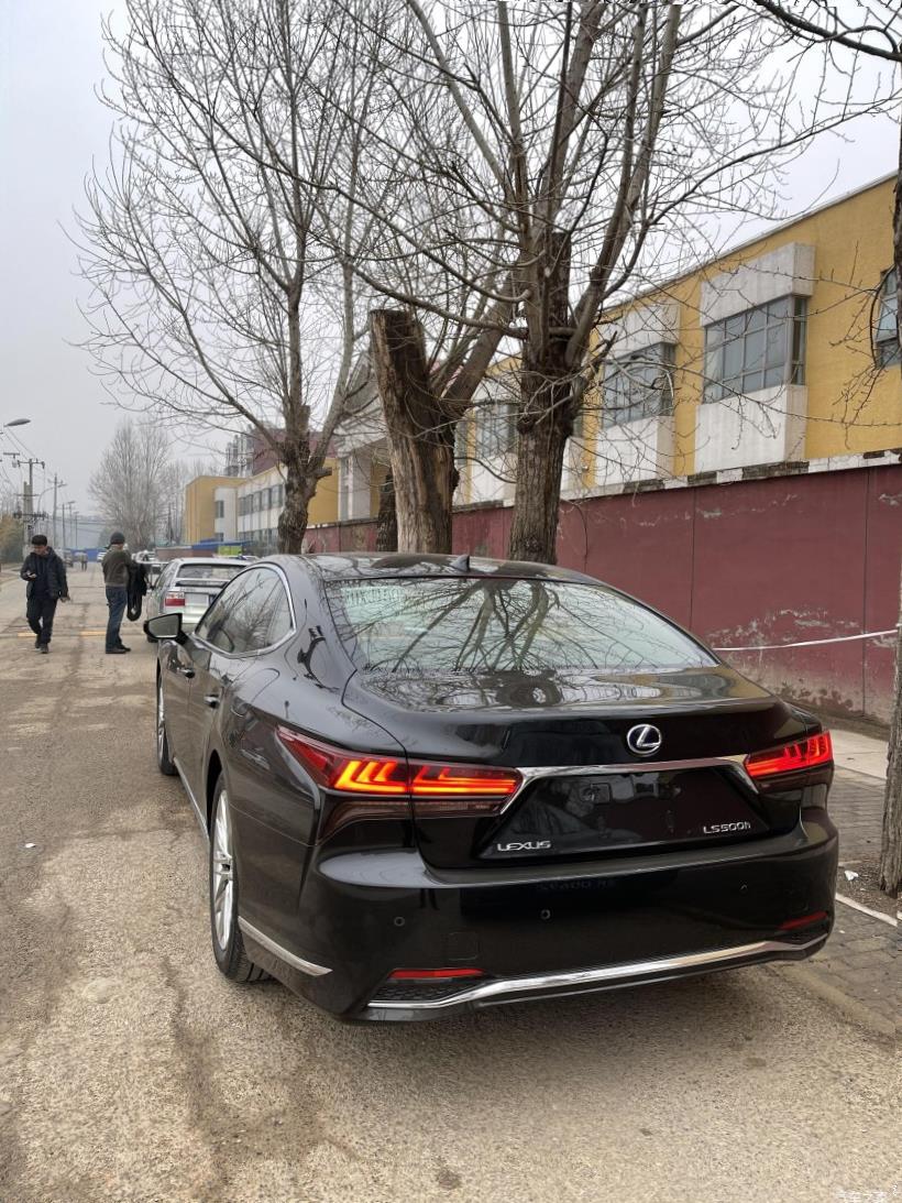 Lexus LS350 (XF50)
