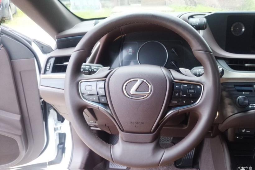 Lexus ES350 (XV70)