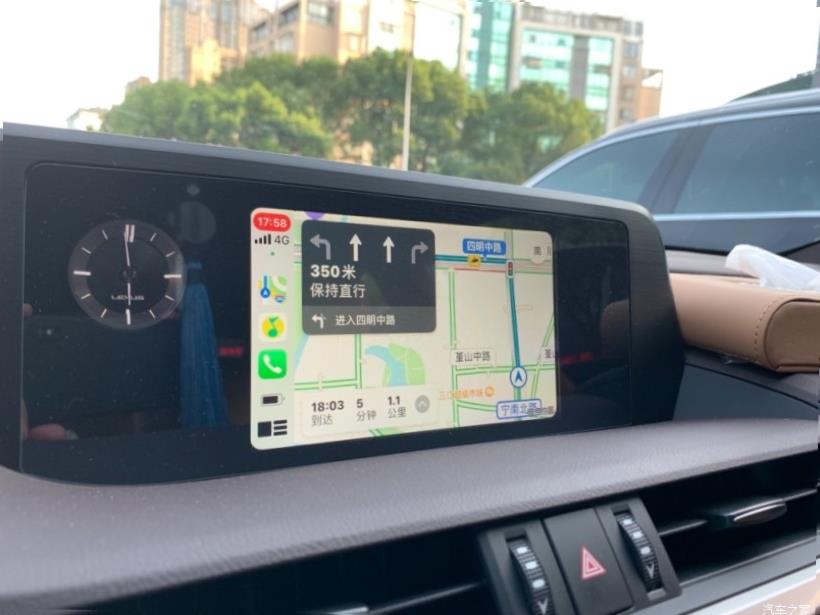 Lexus ES350 (XV70)