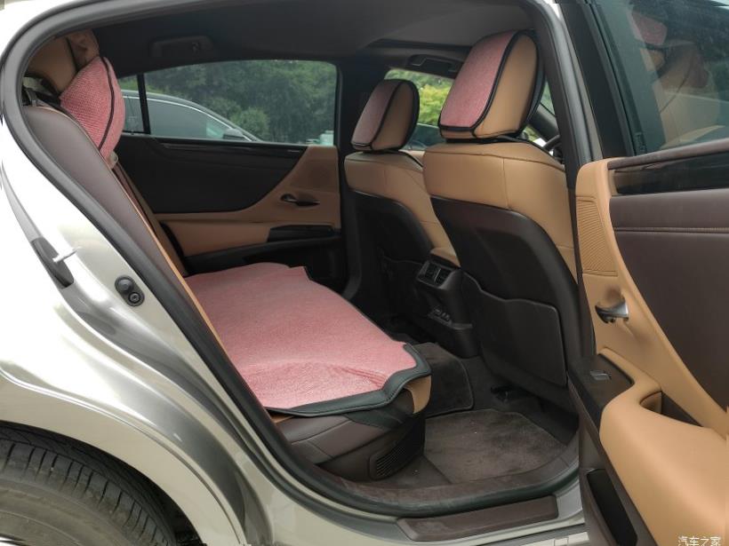Lexus ES350 (XV70)
