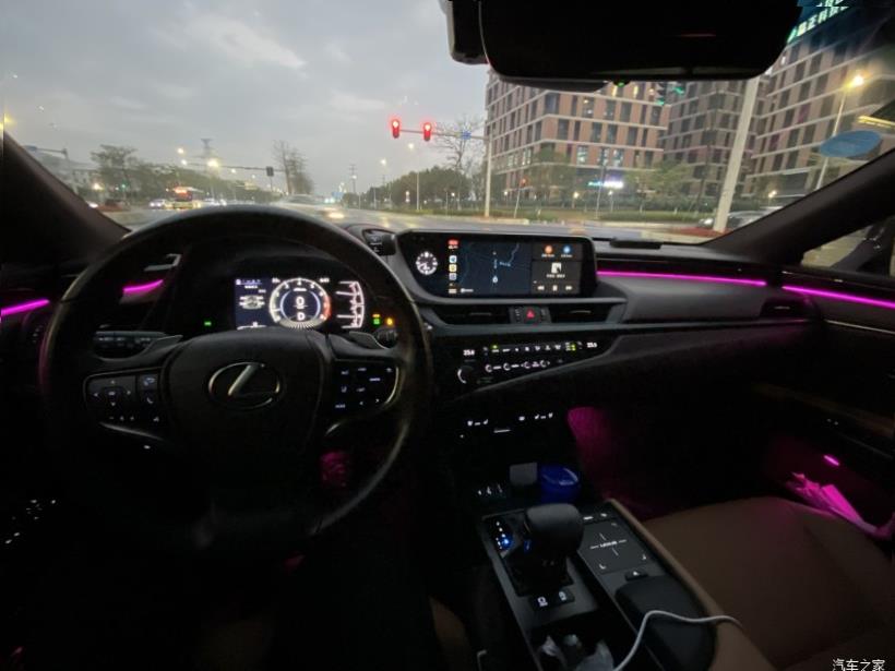 Lexus ES350 (XV70)
