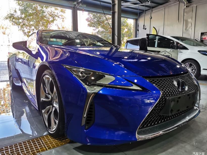 Lexus LC500 