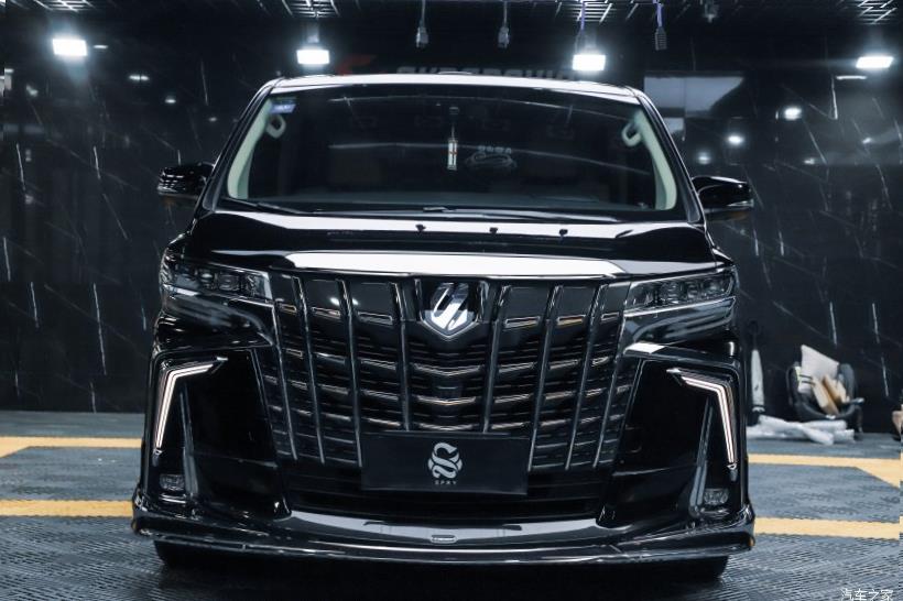 Lexus LM300h (H30)