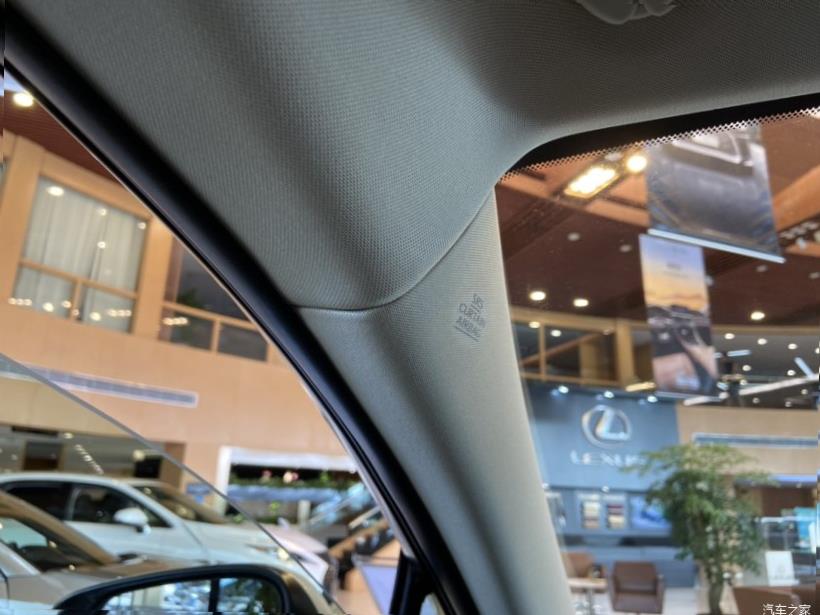Lexus NX200 (Z10)