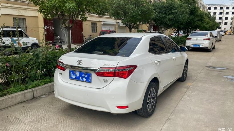 Lexus NX200 (Z10)