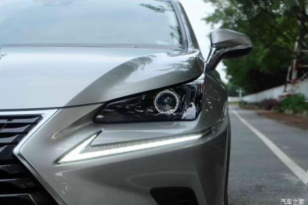 Lexus NX200 (Z10)