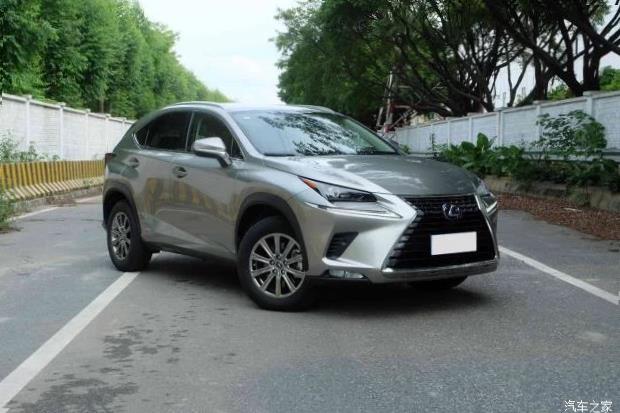 Lexus NX200 (Z10)
