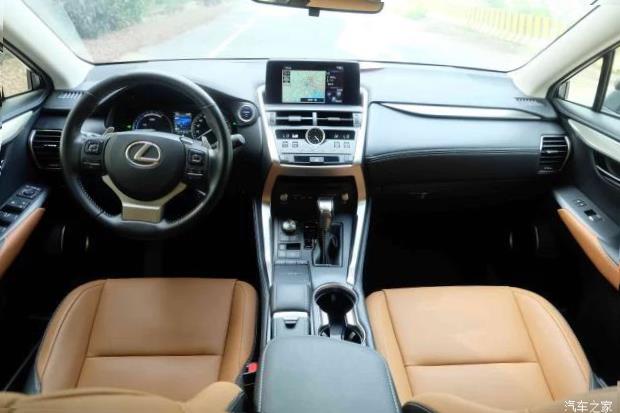 Lexus NX200 (Z10)
