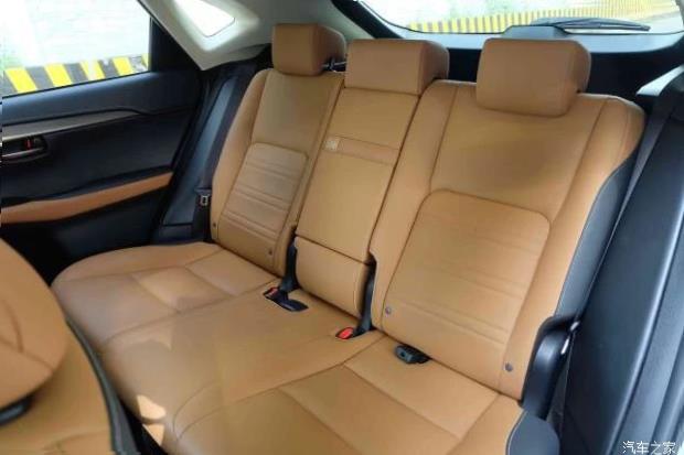 Lexus NX200 (Z10)