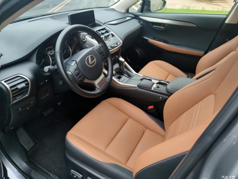Lexus NX200 (Z10)
