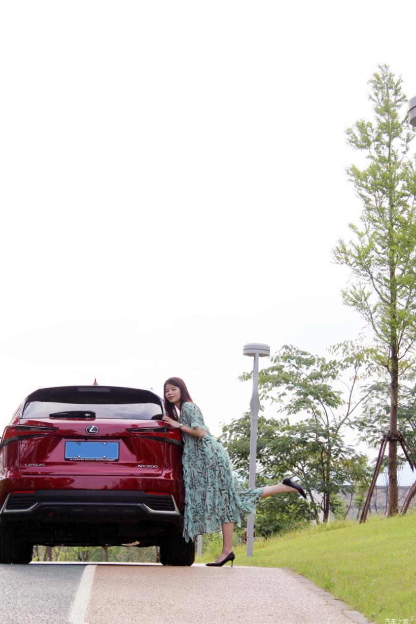 Lexus NX200 (Z10)