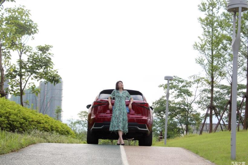 Lexus NX200 (Z10)