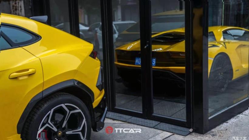 Lamborghini Huracan