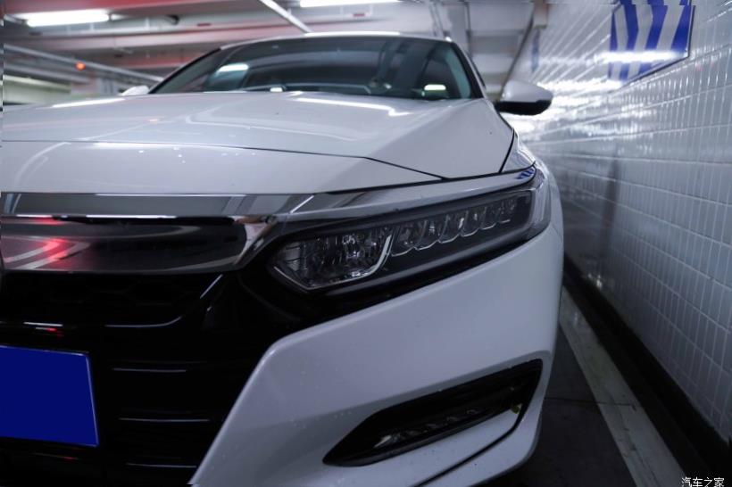 Honda Accord (CR)